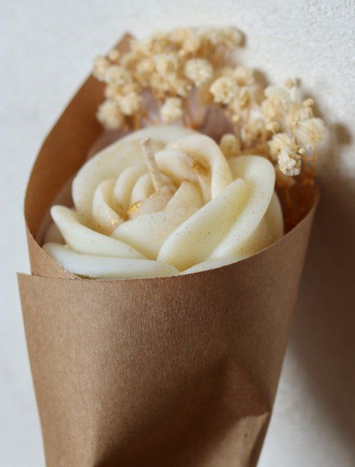 Bouquet de fleurS MARGUERITE OU ROSE